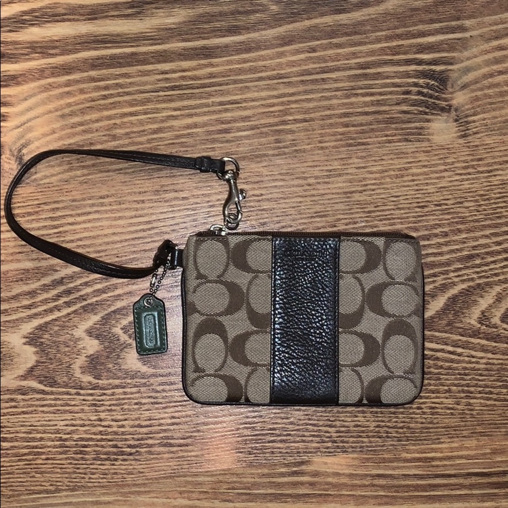 Coach Corner Zip Wristlet